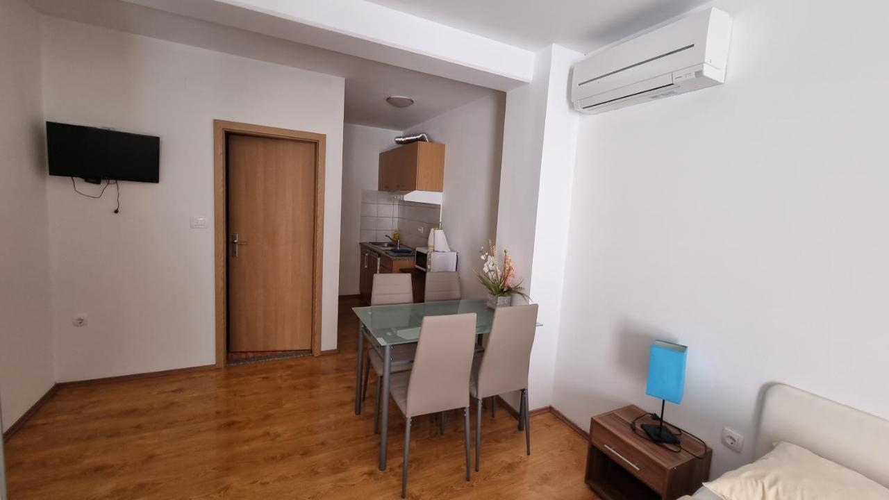 Apartmani Barbara Brseč Exterior foto